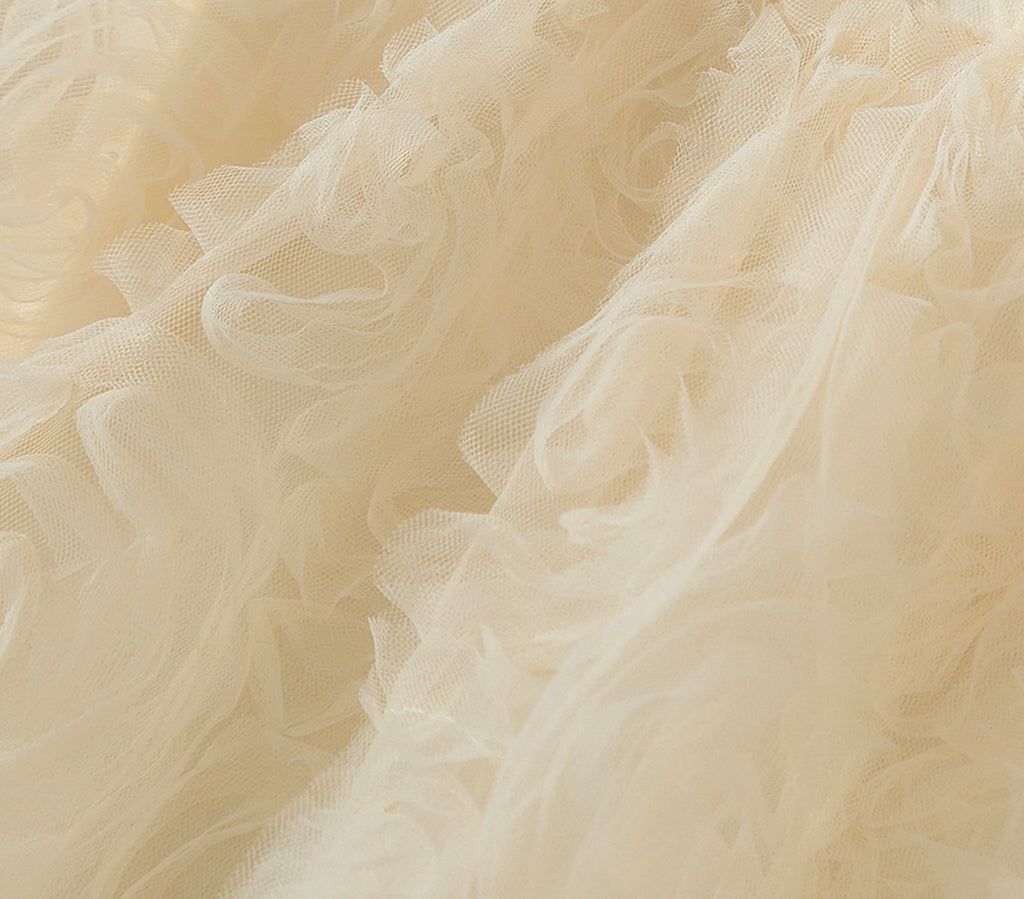 Elegant ivory blomsterkjole/body til baby med lange ærmer (0-18 mdr.)