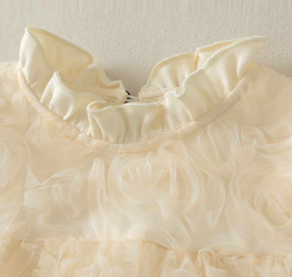 Elegant ivory blomsterkjole/body til baby med lange ærmer (0-18 mdr.)