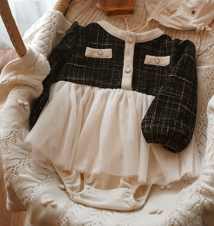 Stilfuld og elegant baby kjole/body med tylskørt (0-18 mdr.)