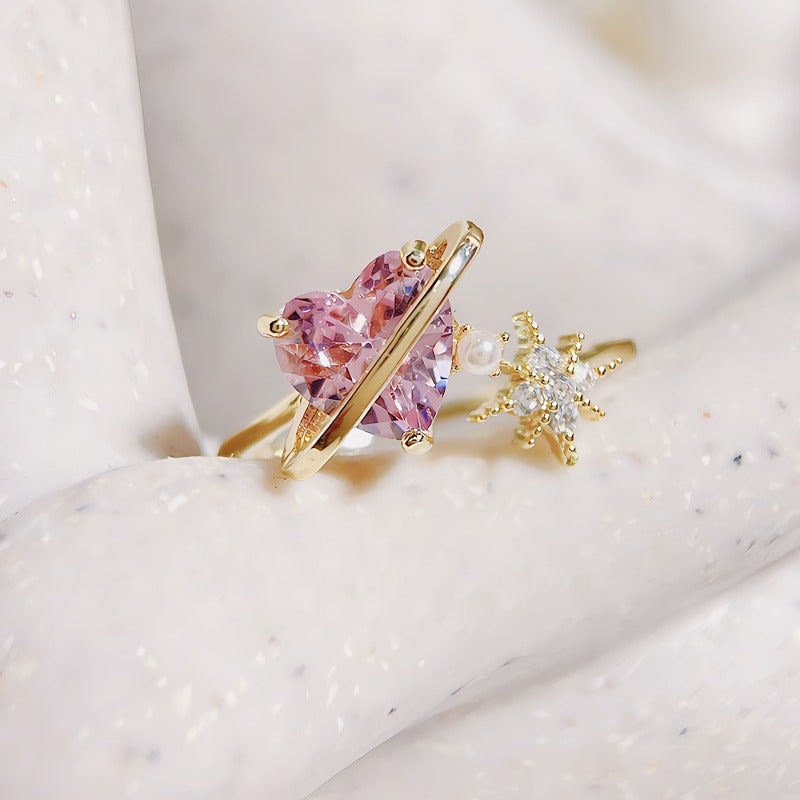14K Forgyldt Justerbar Ring med Pink Hjerteformet Zirkonia og Stjernedetalje