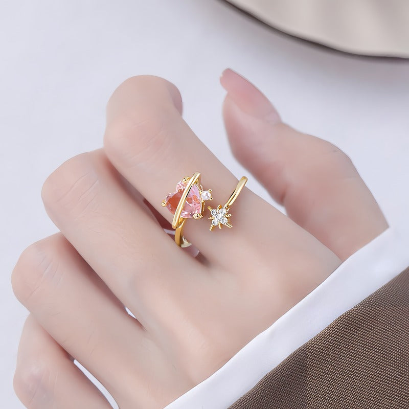 14K Forgyldt Justerbar Ring med Pink Hjerteformet Zirkonia og Stjernedetalje
