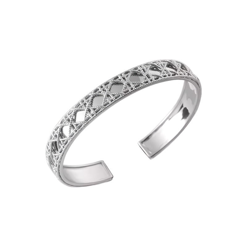 925 Sterling Sølv Åben Armbånd med Udskåret Mønster – Justerbart og Elegant Design