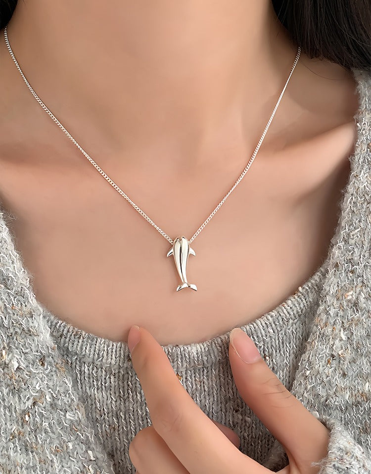 925 Sterling Sølv Delfin Halskæde – Elegant og Unik Design