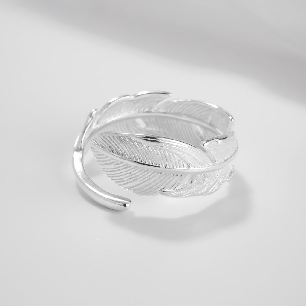 925 Sterling Sølv Justerbar Fjer Ring – Elegant og Tidløst Design