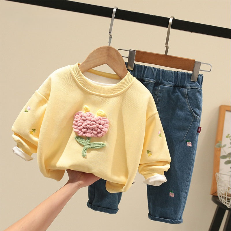 Børnetøjssæt med Blomsterbroderi-Trøje og Jeans (1-6 år)