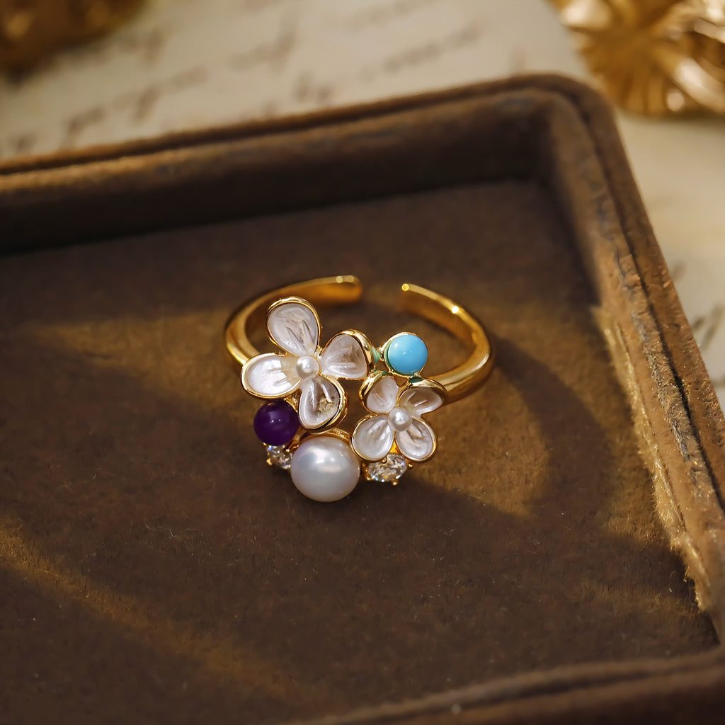 Justerbar 16K Forgyldt Guld Ring med Blomsterdesign, Ferskvandsperler og Farvede Sten