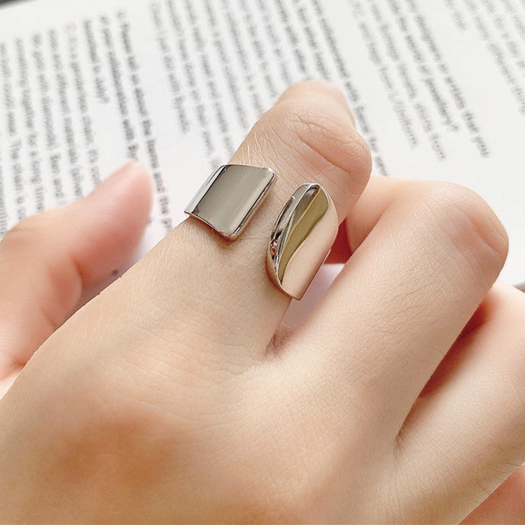 Minimalistisk justerbar åben ring