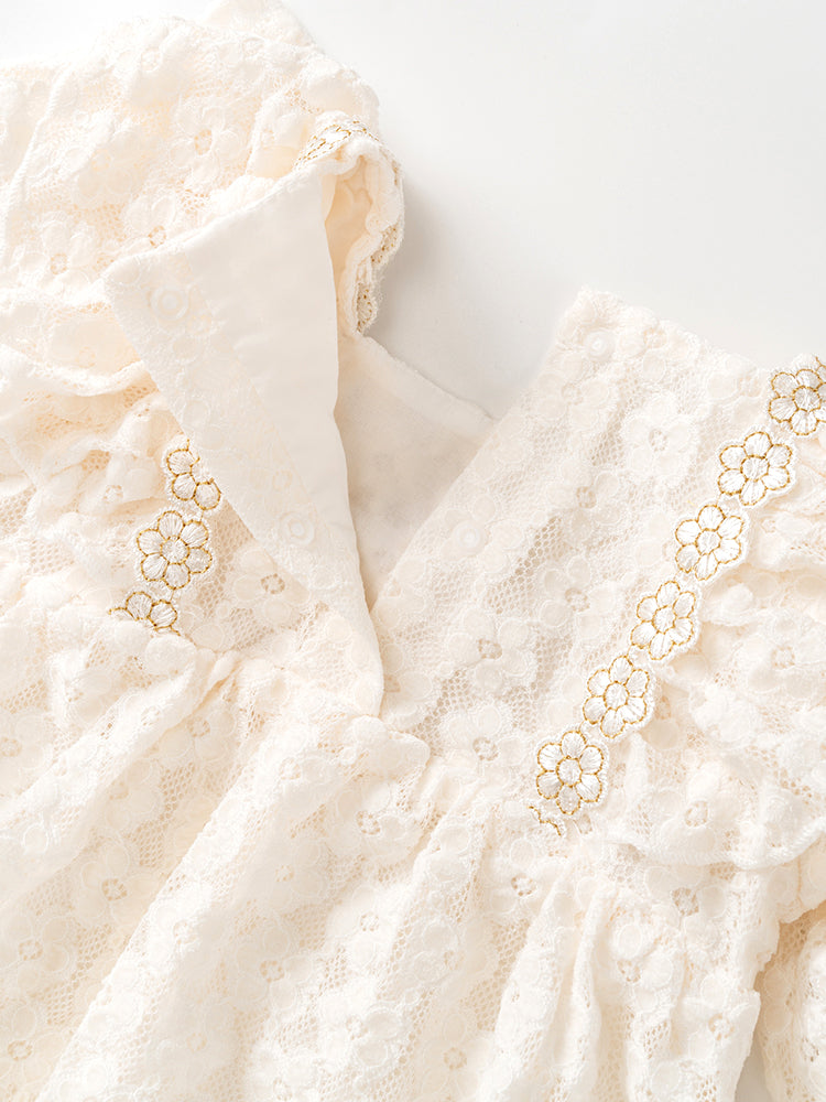 Smuk baby body med blonder og hatte(0-18 mdr.)