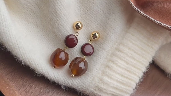 14K Forgyldt Brune og Gennemsigtige Håndlavede Øreringe i Harpiks – Statement Design med Sølvnåle