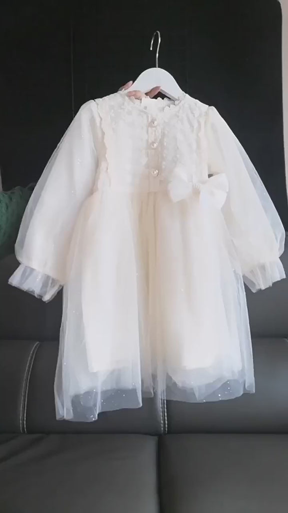 Elegant hvid prinsessekjole med blondebroderier og sløjfe til piger(6-12 år)