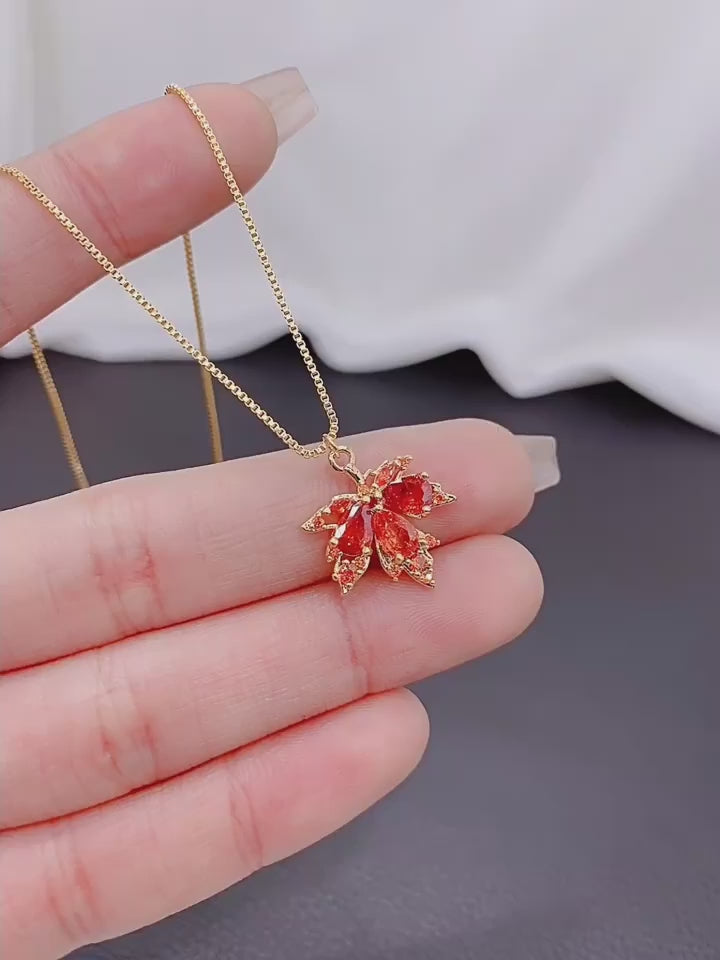 14K forgyldt rød zirkon ahornblade halskæde