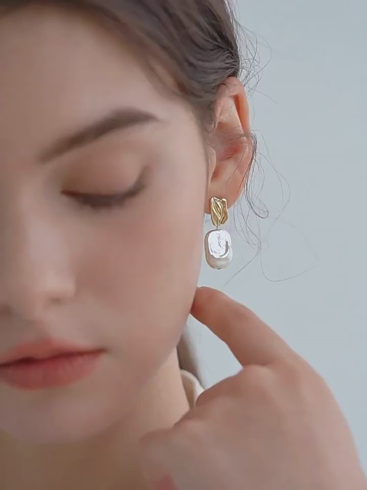 S925 sølvnålede 14k guldbelagt elegante barok stil ferskvandsperle øreringe