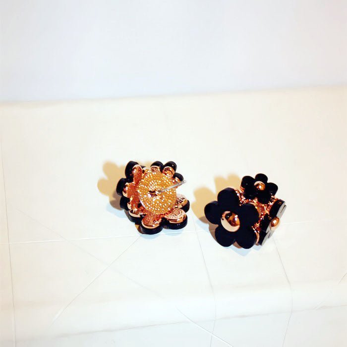 Rosa forgyldt dobbeltsidede perler med sort blomster øreringe - Lilla Villa